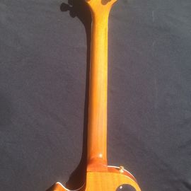 Guitarra eléctrica LP estándar con hardware de oro y incrustación de flores proveedor