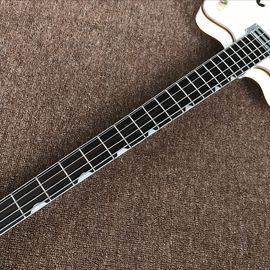 Nuevo estilo, China Custom Jazz blanco F guitarra eléctrica de cuerpo hueco, tablero de rosas, sistema vibrato proveedor