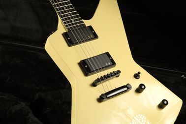 La mejor calidad ESPS Explorer Guitarra eléctrica Crema Color Fingerboard Inlay Negro Hardware EMG Pickups proveedor