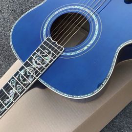 Mejor Jumbo Guitarra acústica de madera de arce de llama azul Guitarra de ébano sólido Guitarra acústica personalizada 43 pulgadas Guitarra Jumbo proveedor