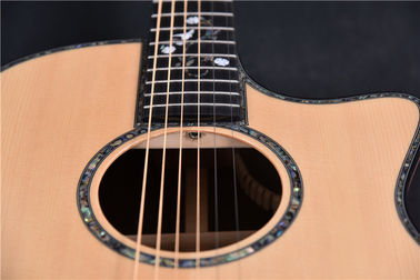 Guitarra acústica de madera maciza personalizada de abeto macizo en la parte superior de la guitarra de madera de rosa maciza en la parte posterior y lateral 916 guitarra proveedor