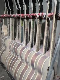 Guitarra de bajo Ricken 6 cuerdas 4003 modelo en hardware negro proveedor