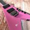 Guitarra eléctrica personalizada 2020 Nuevo sistema Vibrato Rosa y plata metálica Logotipo personalizable proveedor