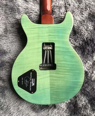 Guitarra eléctrica personalizada de PR Tiger Flamed Maple Top Conchas envolver los bordes proveedor