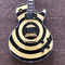 Guitarra eléctrica de estilo Grand LP personalizada con hardware dorado EMG Pickups Tipo Zakk Cuerpo de caoba proveedor
